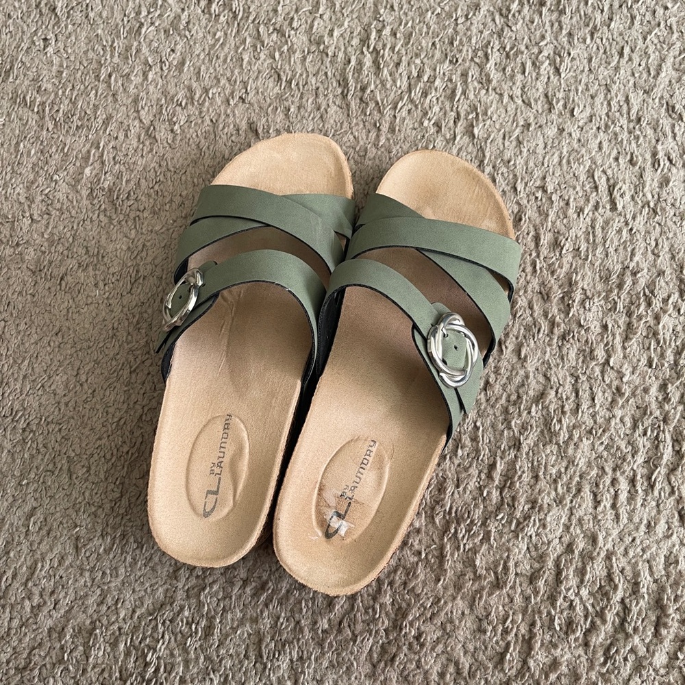 CL by Laundry Green 3 Strap Footbed Sandal